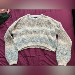 Wild Fable Blue Ombre Fuzzy Cropped Sweater Large